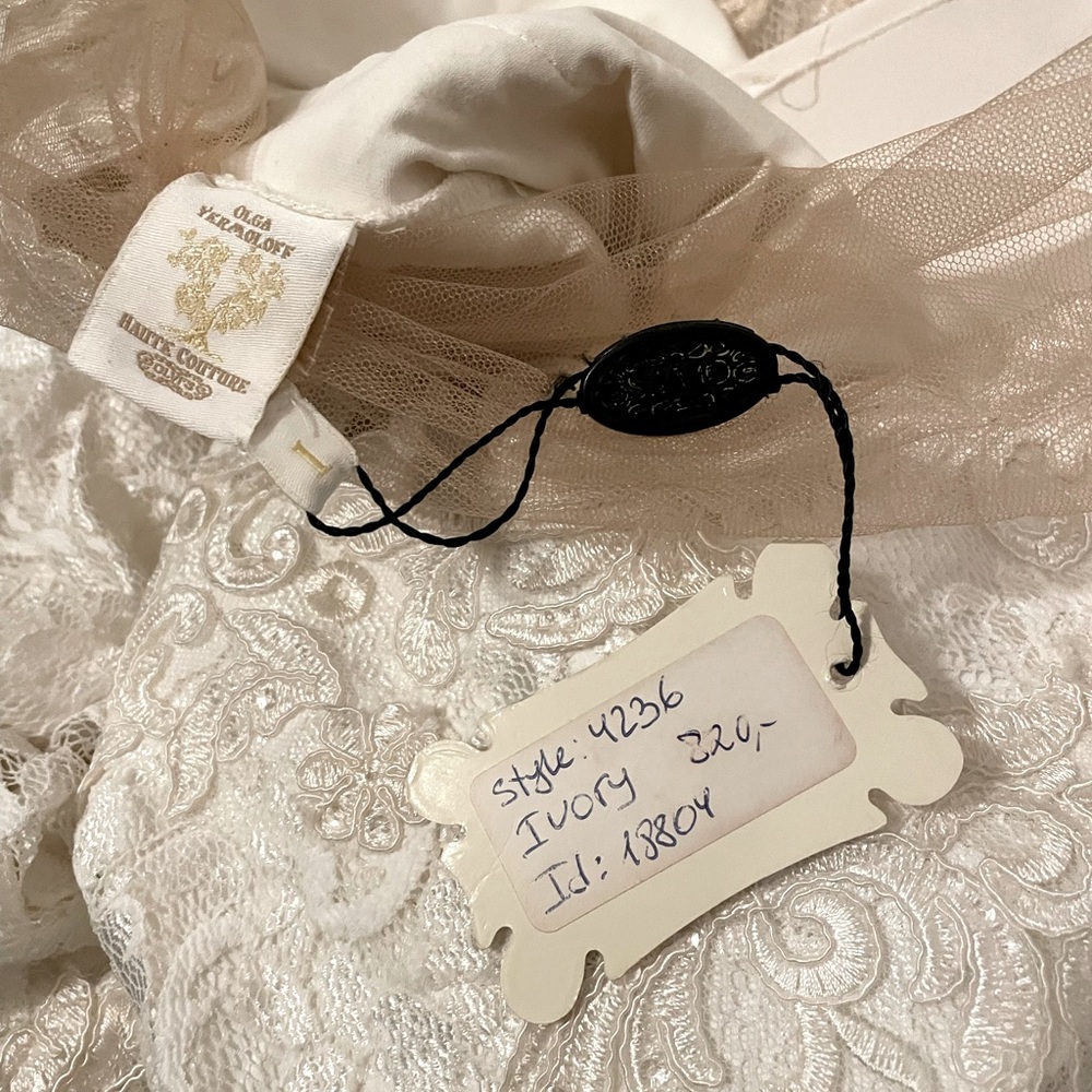 Olvis Olga Yermoloff Lace Mermaid Wedding Gown 4236 - Picture 13 of 16